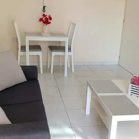104 Frixos Roula Court * Ларнака