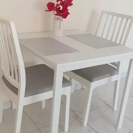 Апартаменты 104 Frixos Roula Court *